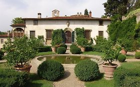 Villa Rucellai  2*