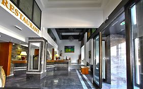 Hotel Lirak Tetovo 4*