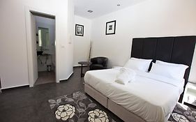 Geula Suites By Raphael Hotels