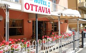 Hotel Ottavia  2*