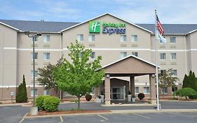 Ashland Ohio Holiday Inn Express 3*