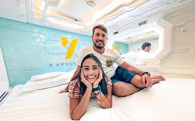 The Yellow Capsule Hotel Close To Airport Cancún México