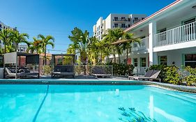 Tropical Breeze Apartments Clearwater Beach