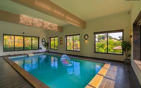 Ekostay Kingfisher Villa I Indoor Pool I Cloud 9 Lonavala India