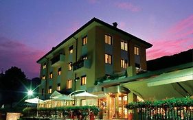 Hotel Ristorante Costa  3*