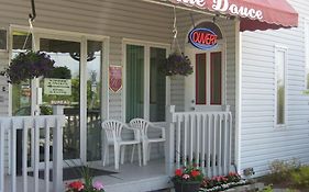 Motel De La Pente Douce Magog Canada
