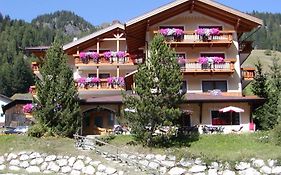 Hotel Dolomites Inn  3*