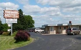Pine Ridge Motel Dodgeville Wi 2*