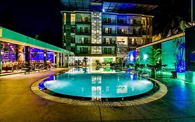 Fabhotel Prime The King'S Court Calangute With Pool And Bar