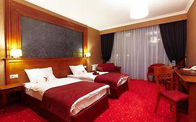 Hotel Grodzki Business&spa  3*