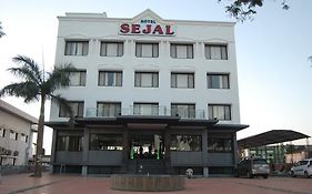 Hotel Sejal Saputara 3*