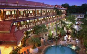 Hirun Grand Hotel Nong Khai 3*