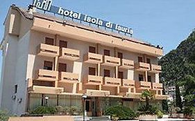 Hotel Isola Di Lauria  3*