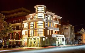 Хотел Диамант Hotel Казанлък България