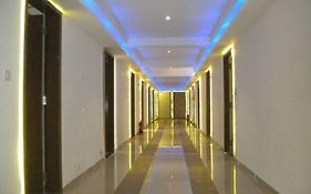 Hotel Midway Residency Gandhinagar
