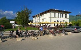 Swiss Hostel Lago Lodge photos Exterior