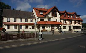 Gasthaus Deutsches Haus  3*