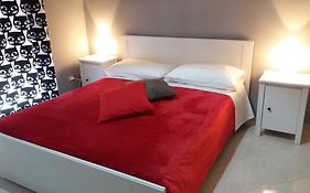 Notte Serena Bed And Breakfast 3*