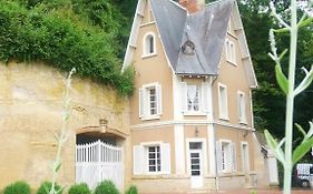 Maison Dans Le Parc Du Château