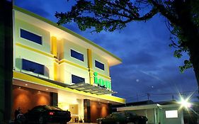 Hotel Ion Padang 2*
