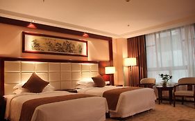 Xi'an Rongmin International Hotel  4*
