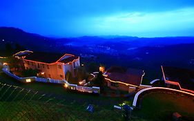 Mountain Retreat - A Hill Country Resort