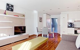 Premium Apartments By Livingdowntown photos Room