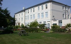 The Russell Hotel Maidstone 3*