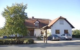 Gasthaus-pension Hofmann Oberdachstetten 3*