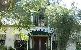 Corona Guest Farm