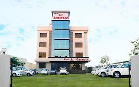 Hotel Sai Ramanand
