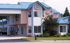 Great Lakes Inn Mackinaw City  United States