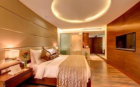 Hotel Hindusthan International Pune 4*