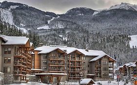 Lodging Ovations Whistler 4*