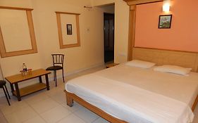 Hotel Suraj Classic Pune