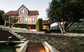 Quinta De S.Bernardo - Winery & Farmhouse