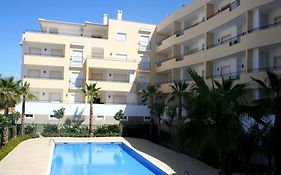 C02 - Luxury 3 Bed With Pool View