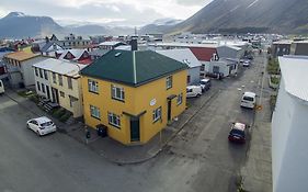 Litla Guesthouse Isafjordur  Iceland