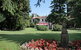 Hotel Villa Luppis Pasiano Di Pordenone Italien