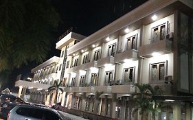 Hotel Athaya Kendari 3*