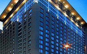 Embassy Suites Montreal 4*