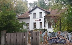 Gasthaus Haus Tonart  3*