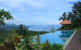 Villa Domanik Labuan Bajo 3* Indonesia
