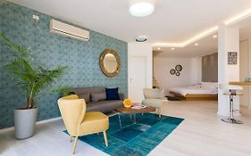 Eshkol Housing Haifa - Wallenberg Suites Complex photos Exterior