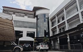 Peridot Suites Davao