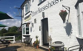Three Horseshoes Inn