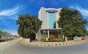 Hotel Raj Palace Chennai 3*