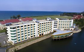 The Regency Waterfront Hotel photos Exterior