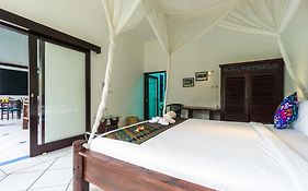 Ambary House Gili Trawangan- 2 Bedroom Private Villa, Pool