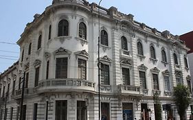 1900 Hostel Lima 2*
